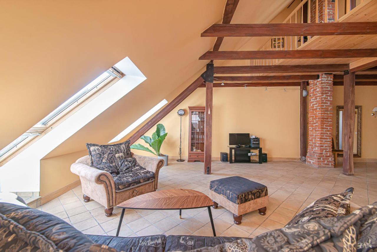 Spacious 2-Bedroom Apartment With Sauna In Vilnius Old Town By Urban Rent Экстерьер фото